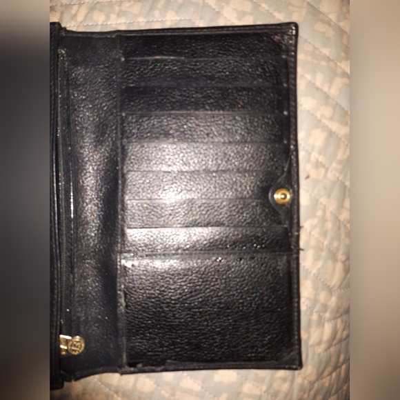 Fendi black bifold wallet - Picture 2 of 7